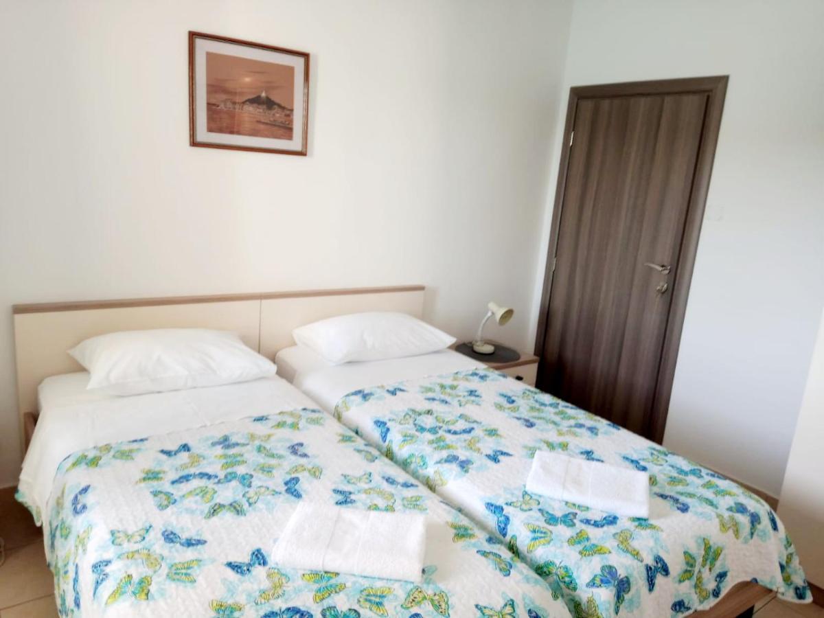 Apartment Luna Tribunj Трибунь Экстерьер фото