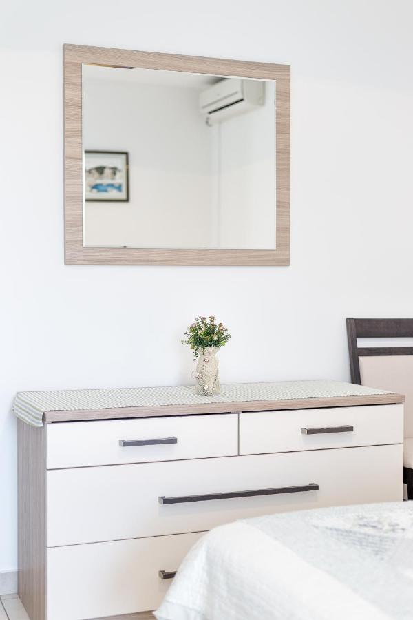 Apartment Luna Tribunj Трибунь Экстерьер фото